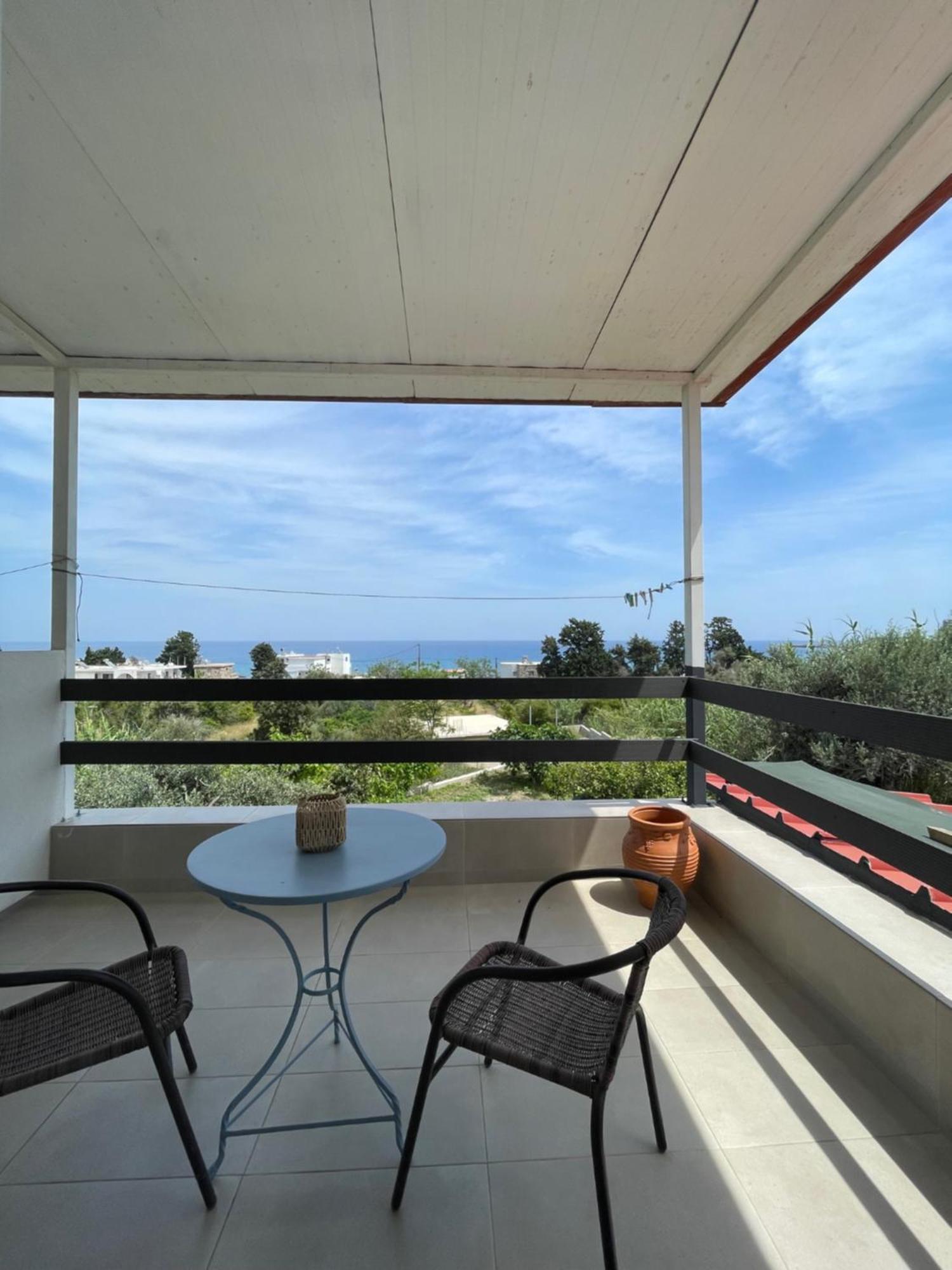 Plastiras Sea View Apartments アルハンゲロス エクステリア 写真